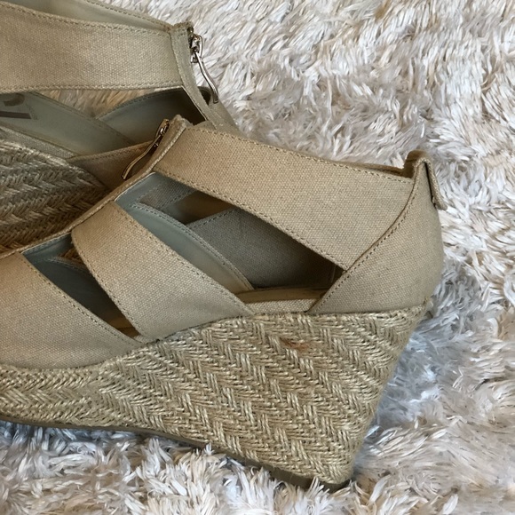 Wedges - Picture 3 of 4